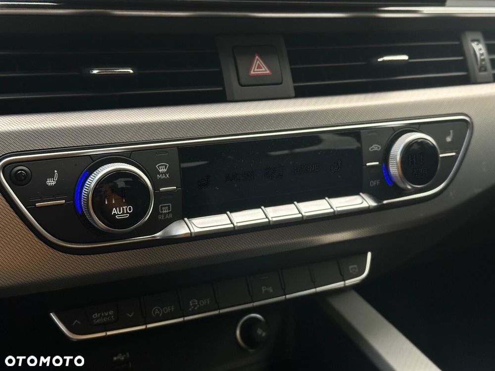 Audi A4 Limousine - 12