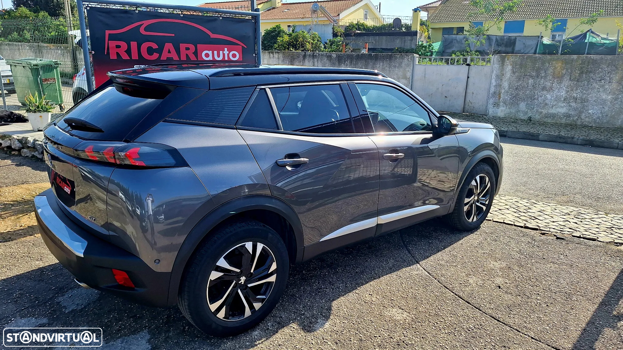 Peugeot 2008 1.5 BlueHDi GT Line - 13