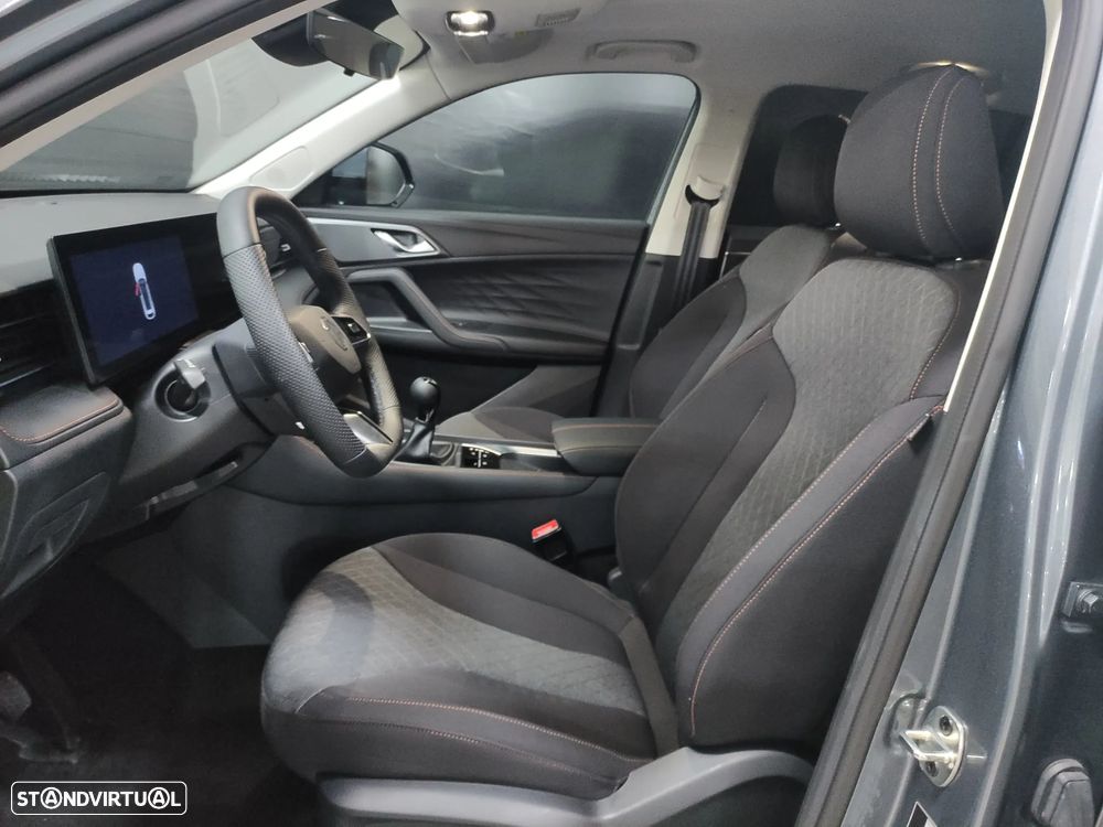 MG HS 1.5 T Comfort - 8