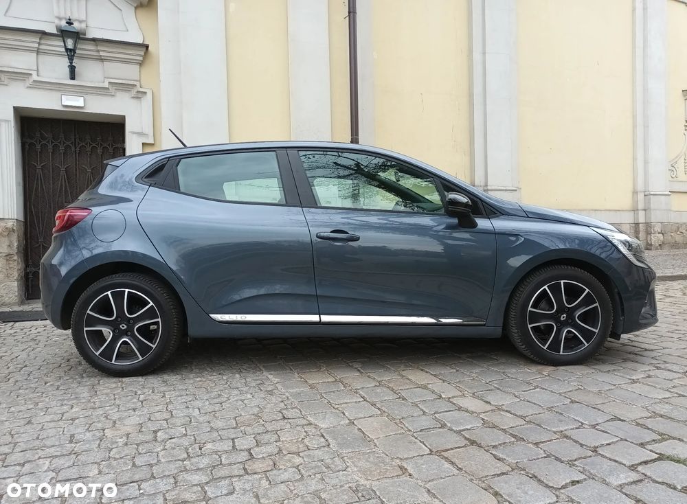 Renault Clio TCe 100 BUSINESS EDITION - 26