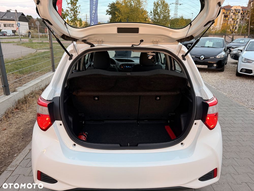 Toyota Yaris - 17