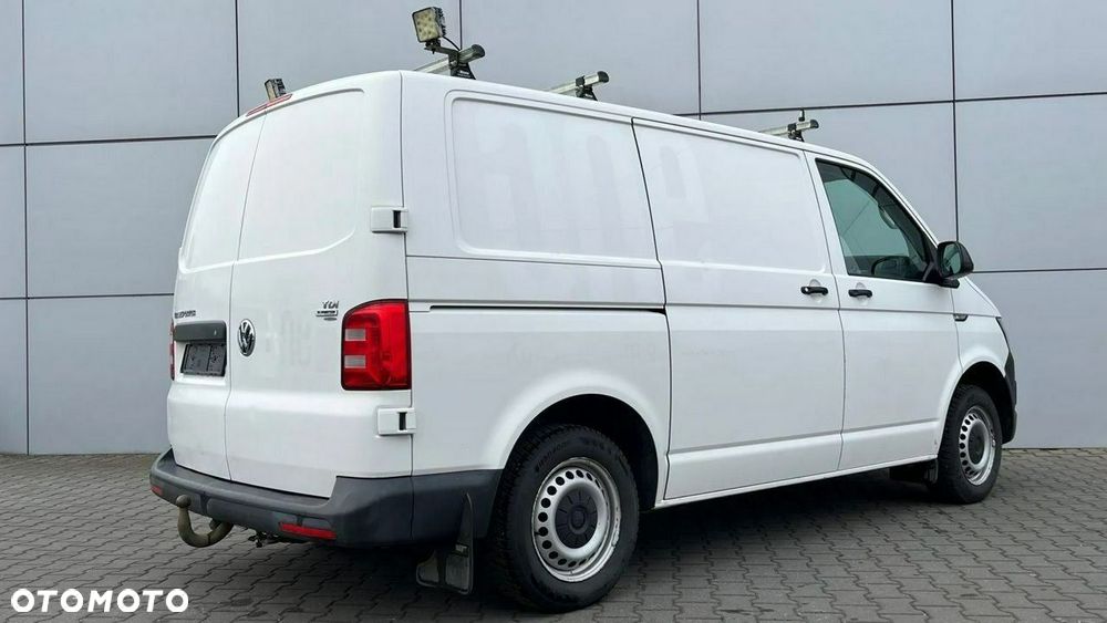 Volkswagen Transporter - 14