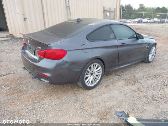 BMW M4 - 5