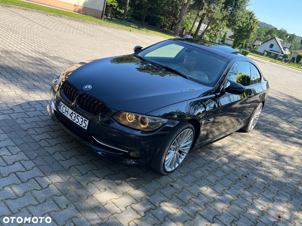 BMW Seria 3 320i - 10