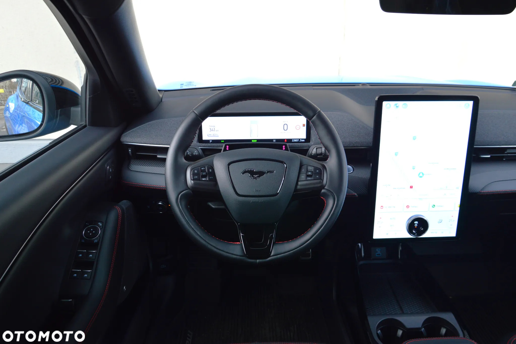 Ford Mustang Mach-E 91 kWh AWD Premium - 27