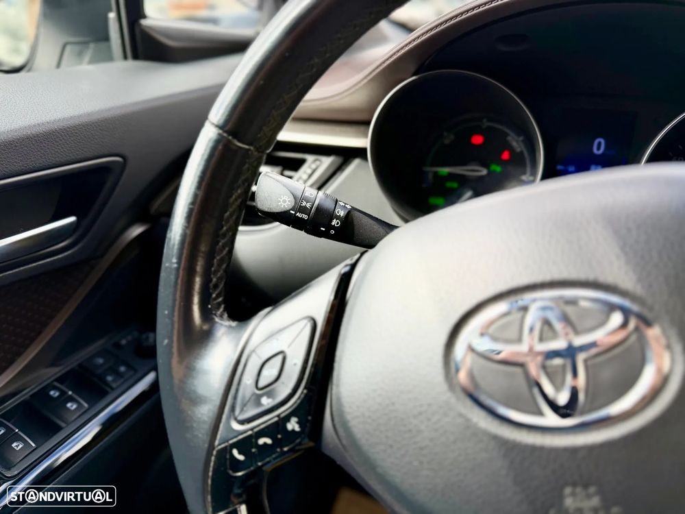 Toyota C-HR 1.8 Hybrid Exclusive - 18