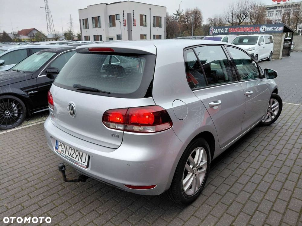 Volkswagen Golf - 8
