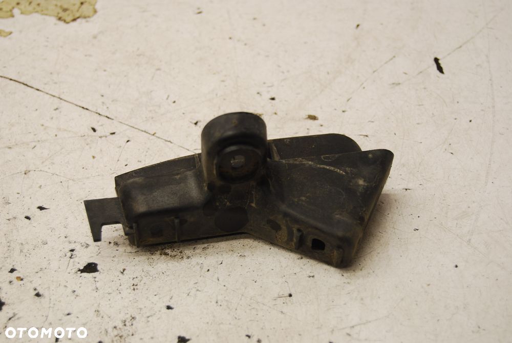 ŚLIZG MOCOWANIE ZDERZAKA LEWY PRAWY TYŁ 4F9807897A 4F9807898A AUDI A6 C6 KOMBI - 2