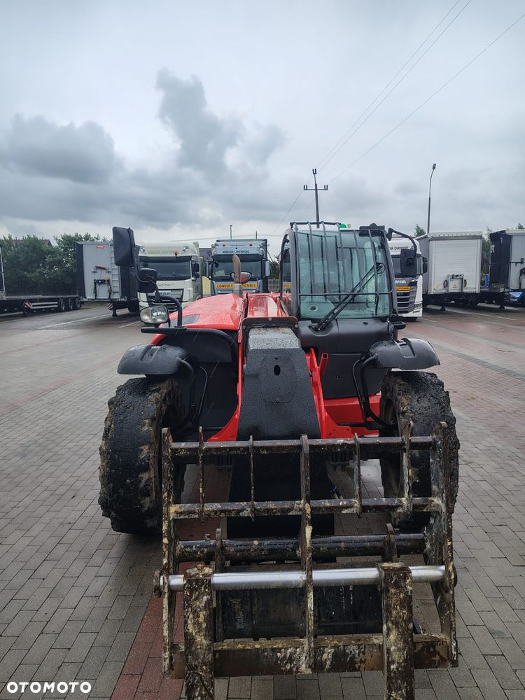 Manitou MT835 - 11