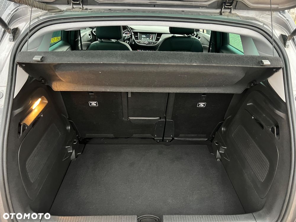 Opel Crossland X - 26