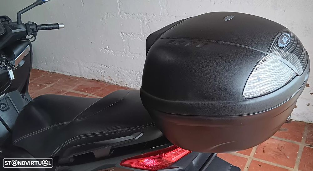 Yamaha X-Max X MAX 125 - 10