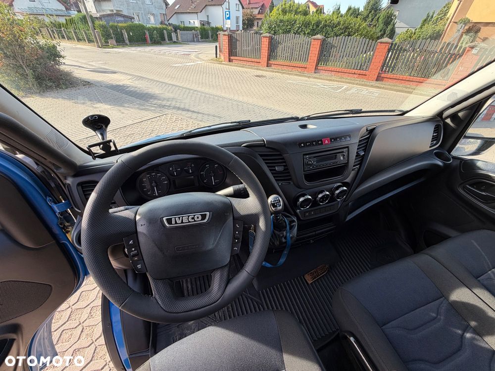 Iveco DAILY 35S15 - 25