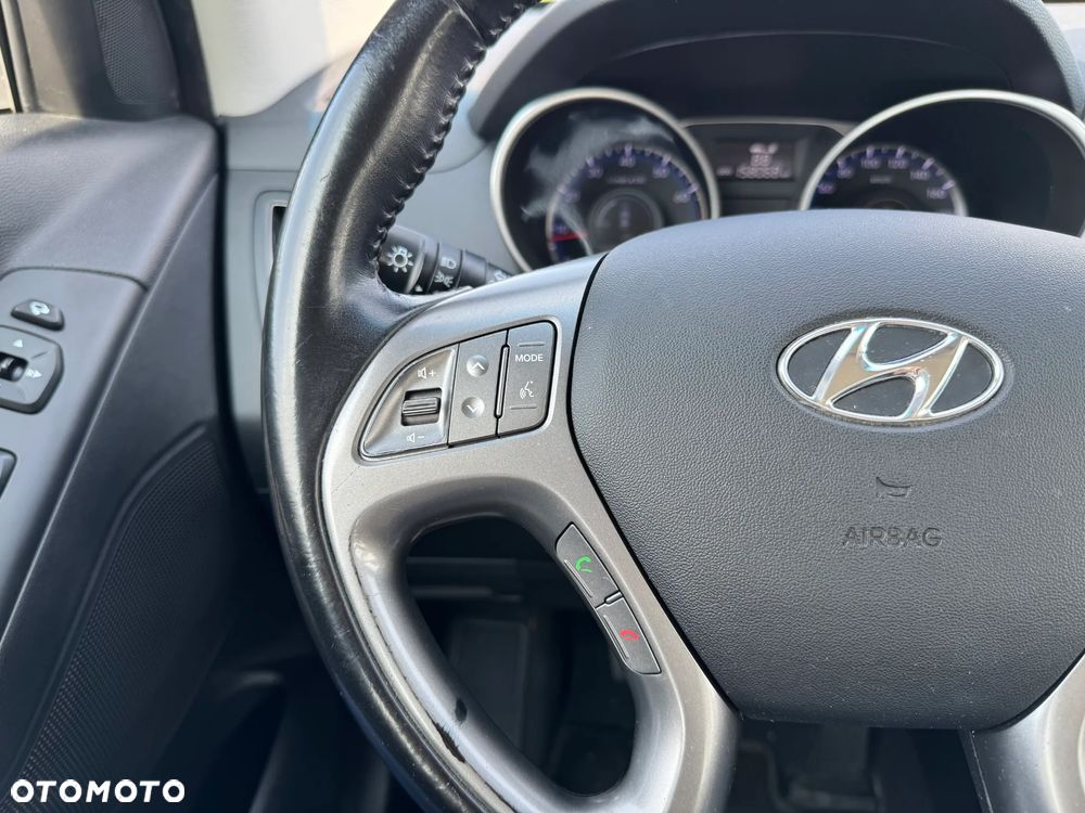 Hyundai ix35 blue 1.6 2WD Finale Silver - 14