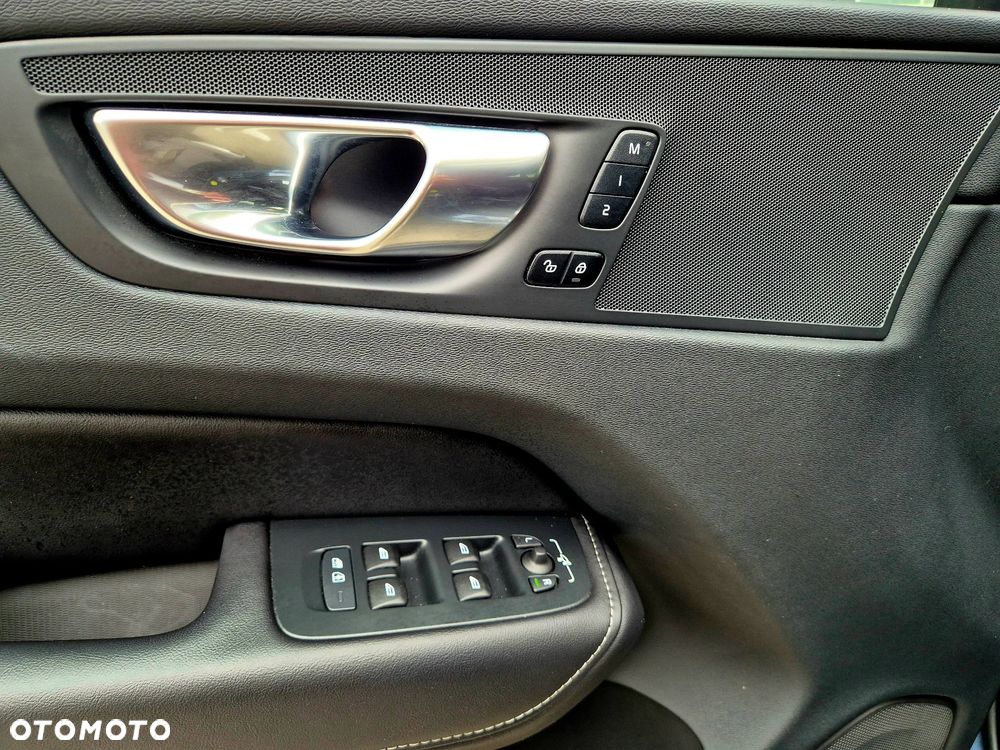 Volvo XC 60 B4 D Geartronic Inscription - 18