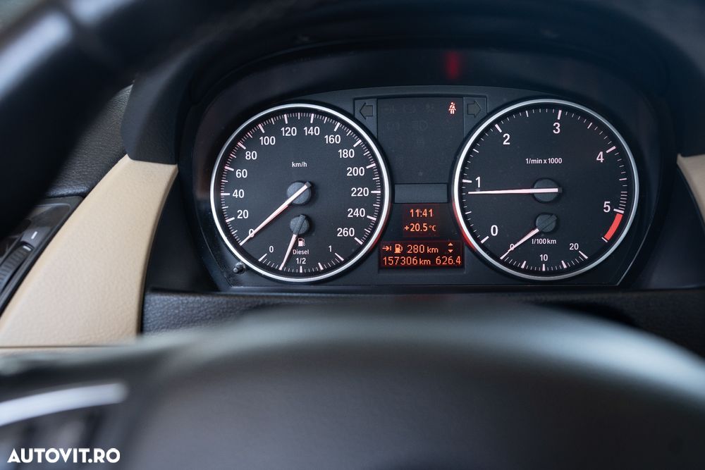 BMW X1 sDrive18d xLine - 5