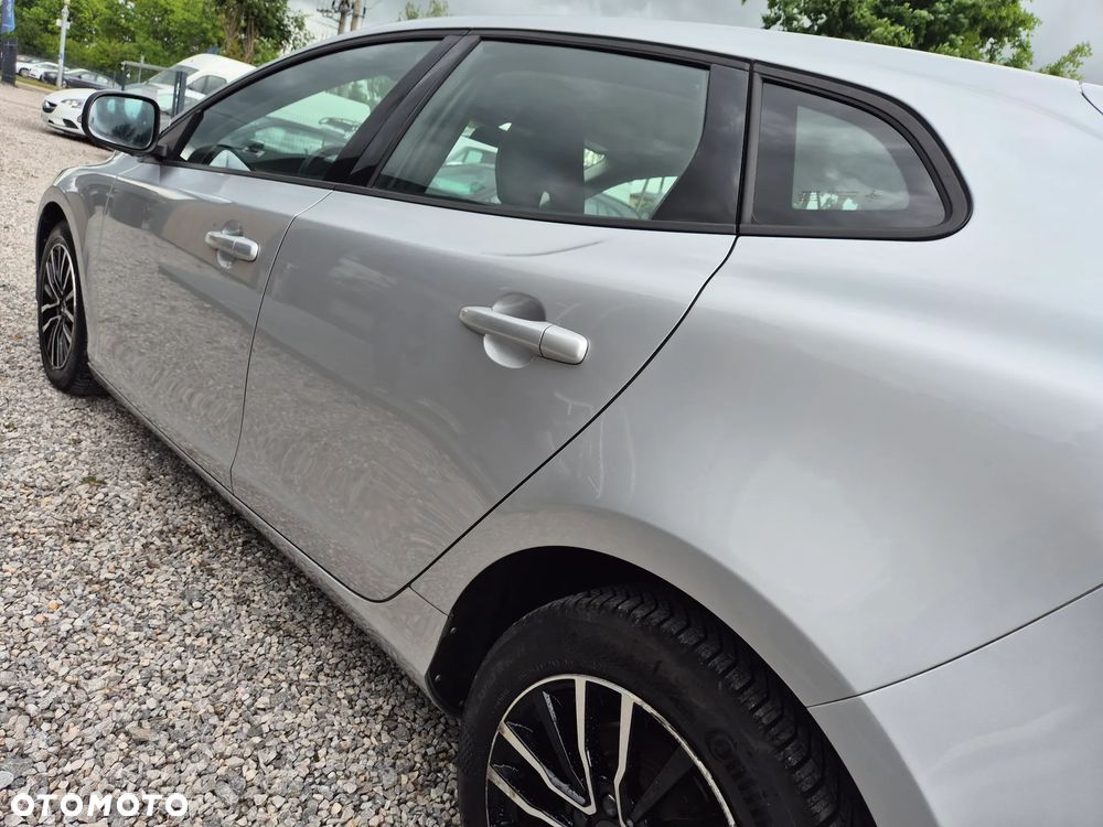 Volvo V40 D2 Drive-E SCR Dynamic Edition - 25