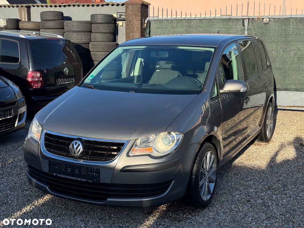 Volkswagen Touran 1.9 TDI DPF Blue Motion Trendline - 5