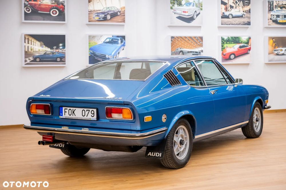 Audi 100 - 8