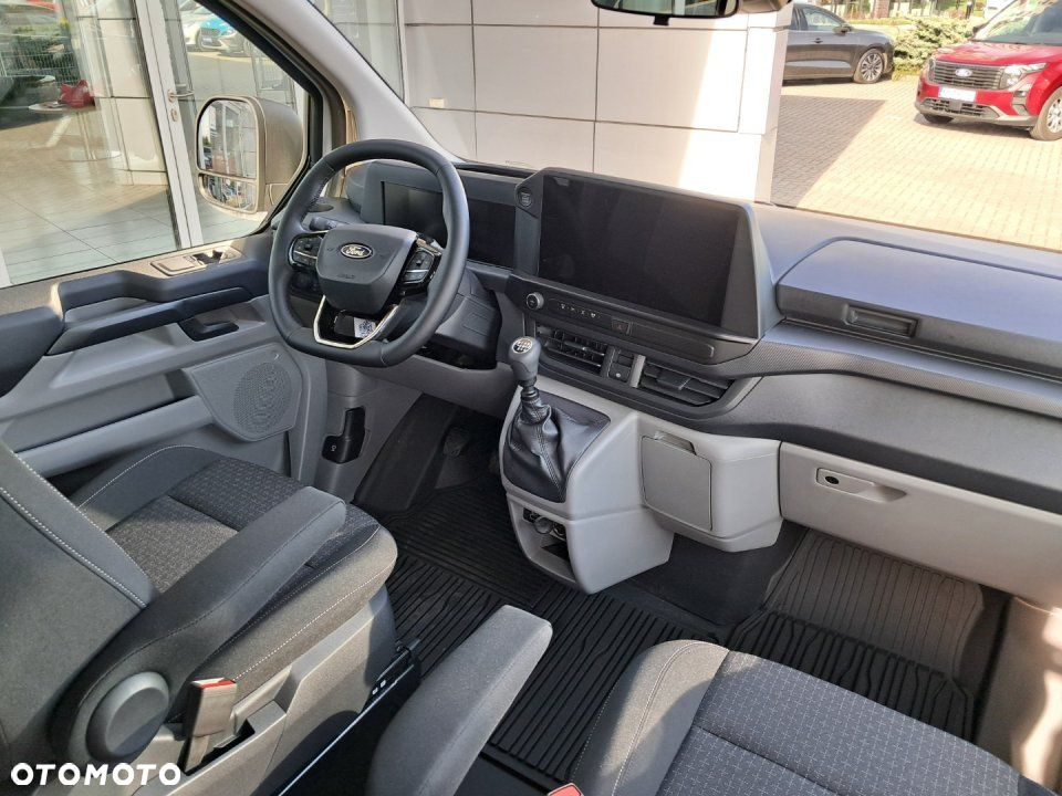 Ford Transit Custom - 13