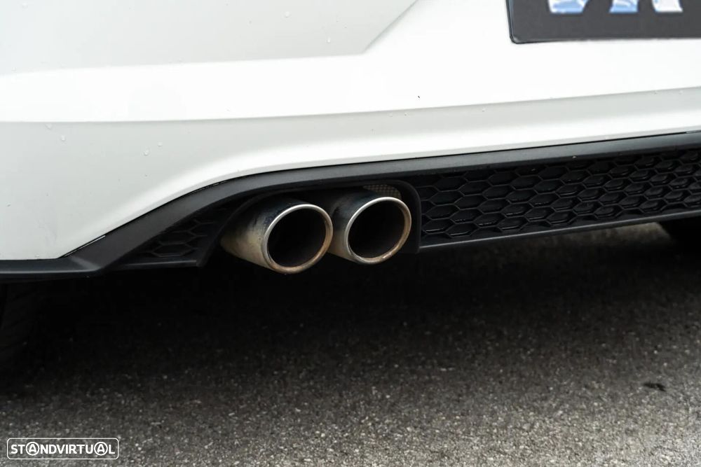 VW Polo 2.0 TSI DSG GTI - 48