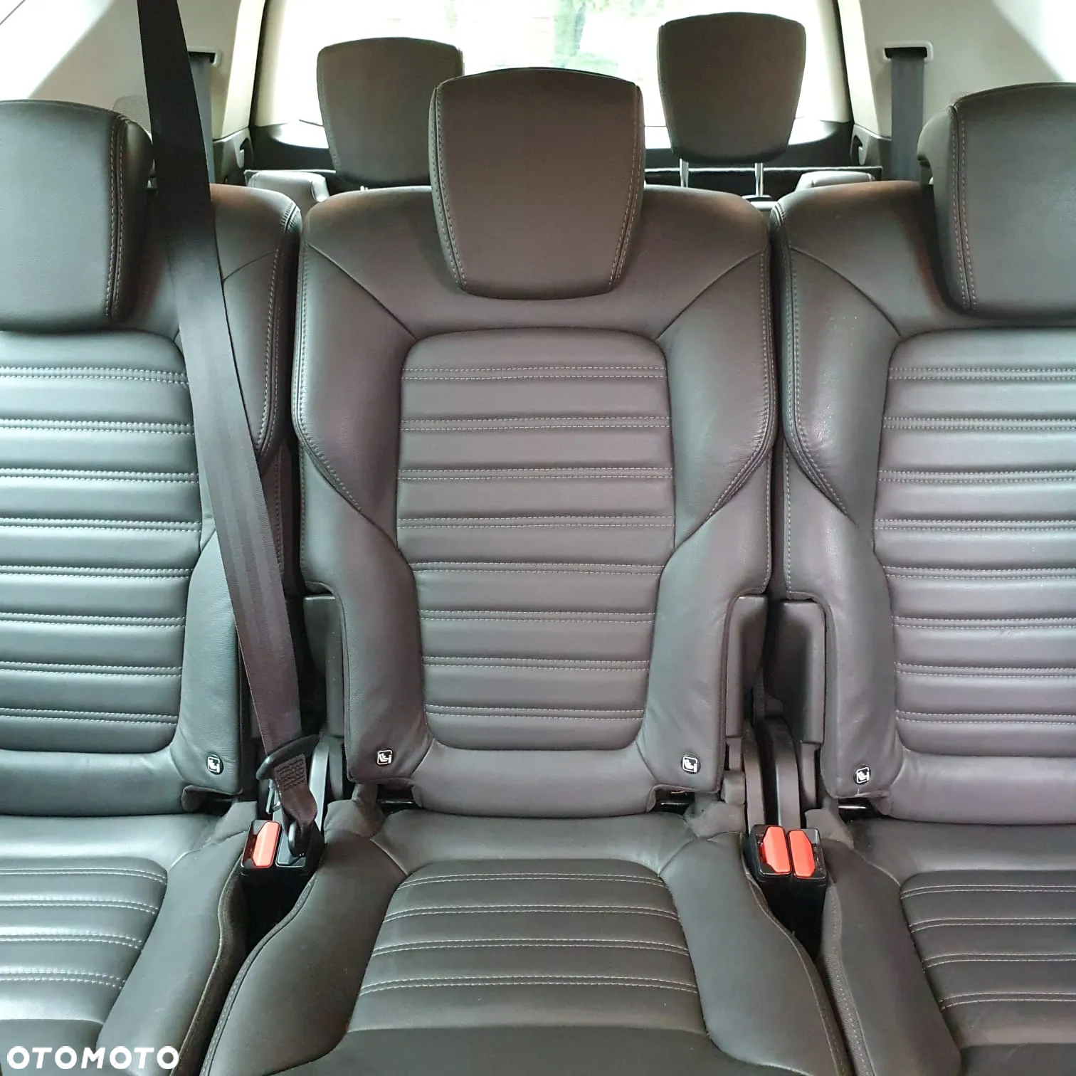 Renault Espace 1.6 dCi Energy Initiale Paris EDC 7os - 12