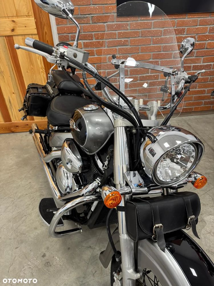 Suzuki VL 800 Volusia - Boulevard C50 - 10