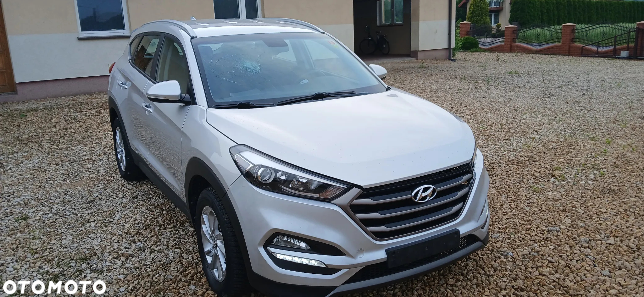 Hyundai Tucson 1.7 CRDI BlueDrive Comfort 2WD - 2