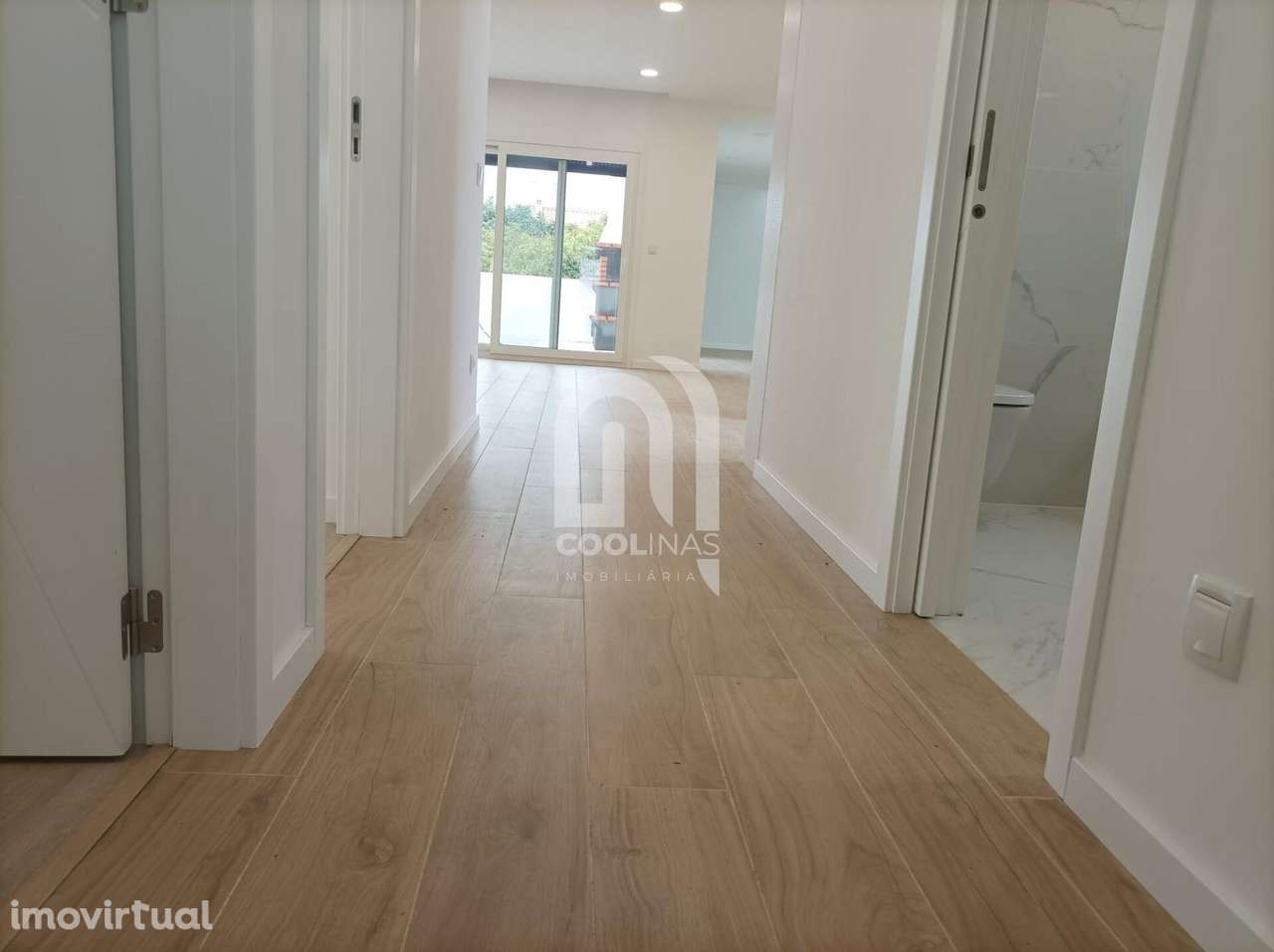 Moradia isolada de gaveto - Grande imagem: 5/48