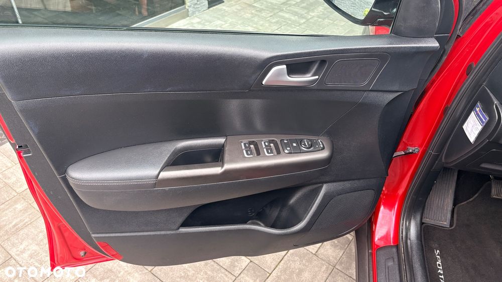Kia Sportage 1.6 T-GDI 2WD SPIRIT - 11