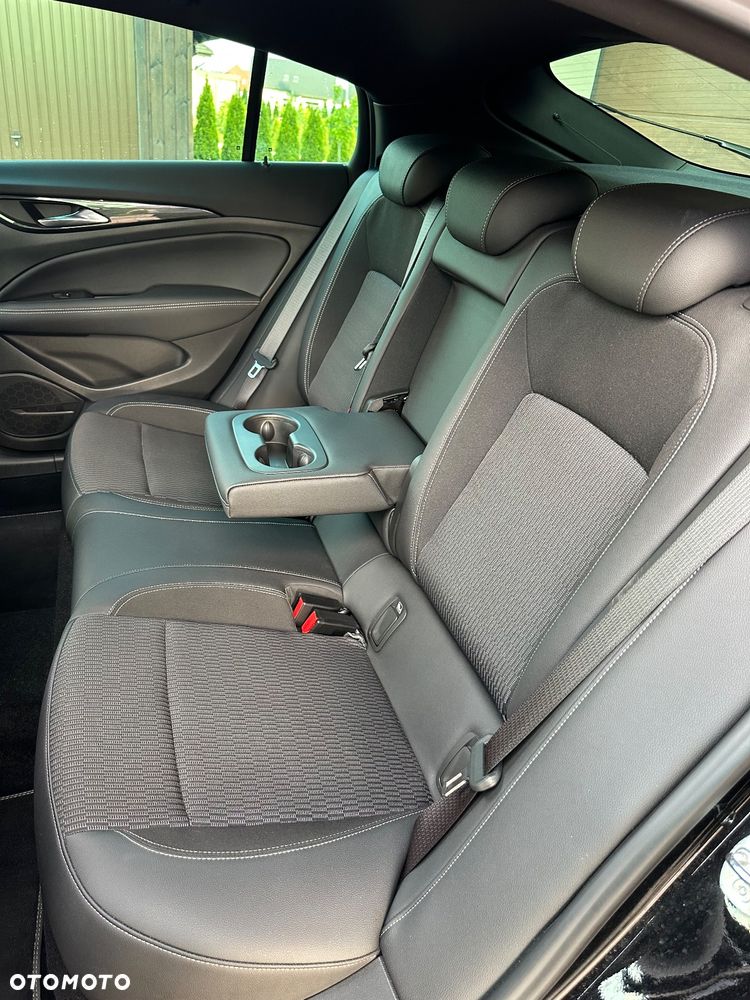 Opel Insignia 1.5 T Elite S&S - 19