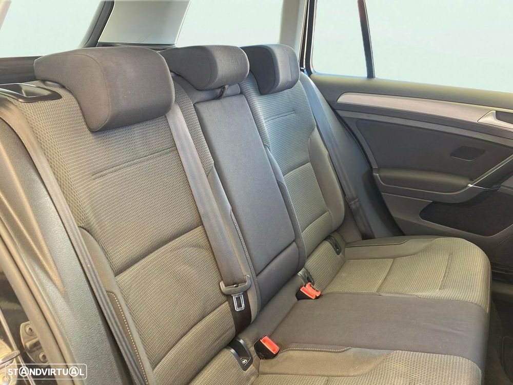 VW Golf Variant 1.6 TDi GPS Edition - 15