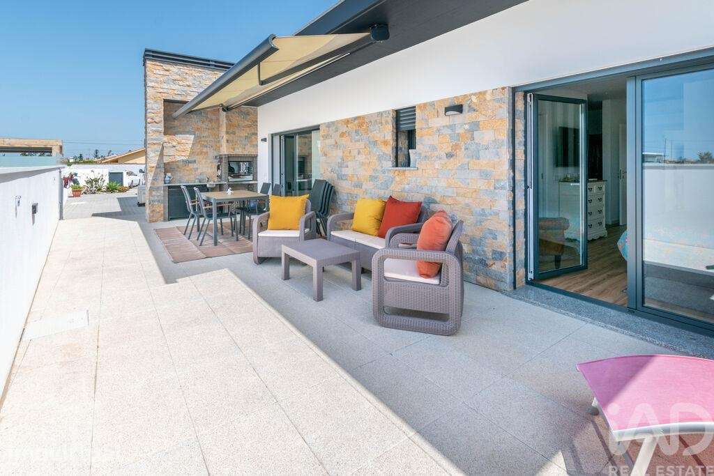 Moradia térrea T3 em Pataias e Martingança de 150,5 m2 - Grande imagem: 3/33