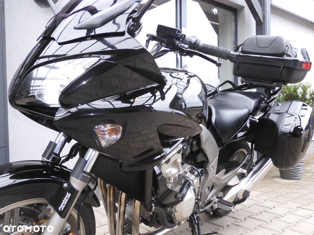 Honda CBF - 23