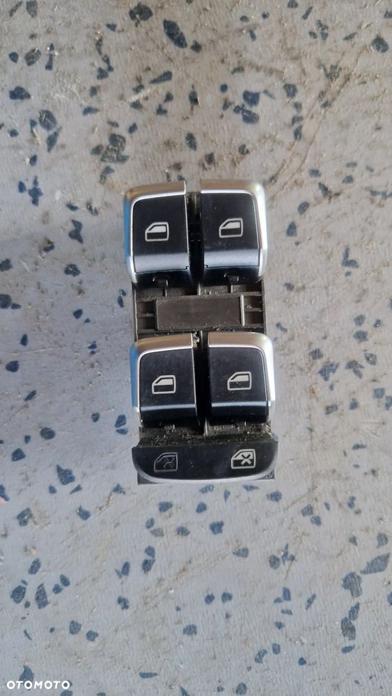 AUDI A4 B8 PRZEŁACZNIK SZYB 8K0959851D - 1