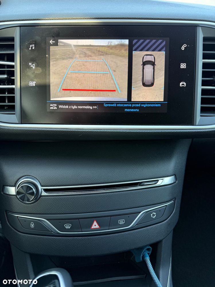 Peugeot 308 1.2 PureTech GPF Allure Pack S&S - 31