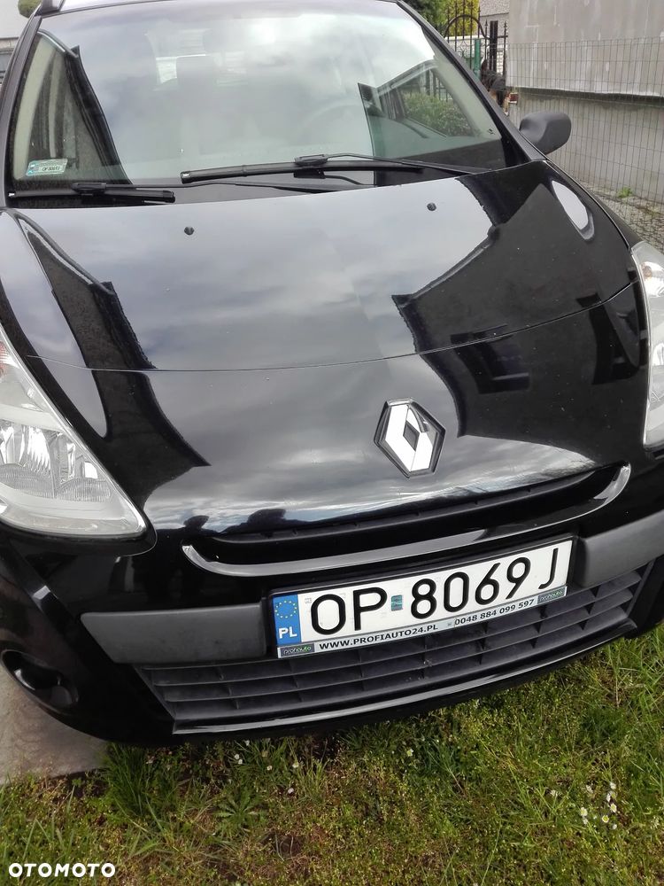 Renault Clio - 10