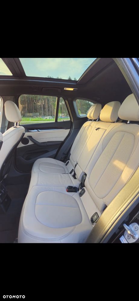 BMW X1 xDrive25i xLine sport - 11