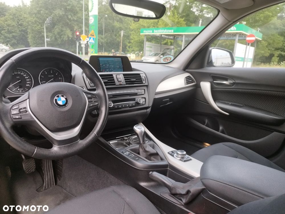BMW Seria 1 118d - 12