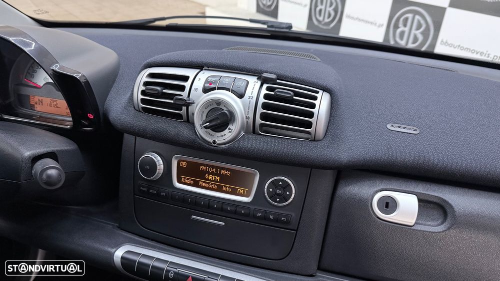 Smart ForTwo Coupé 1.0 mhd Passion 71 - 18