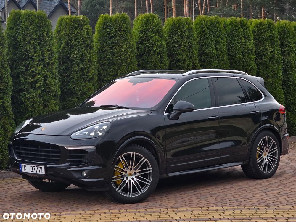 Porsche Cayenne S Diesel Platinum Edition - 9