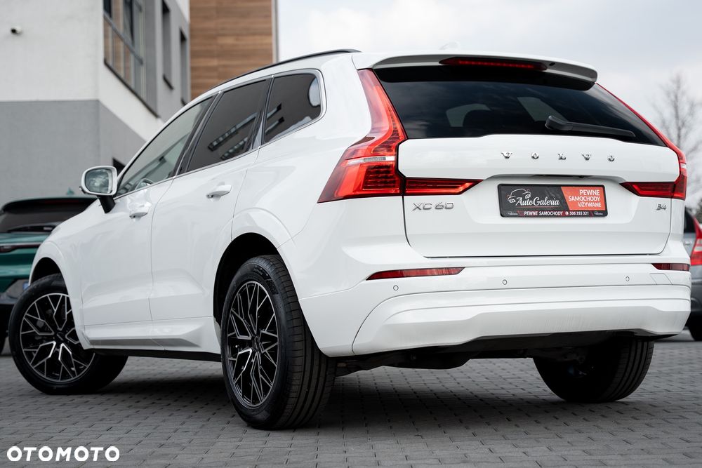 Volvo XC 60 B4 D Geartronic Momentum Pro - 15