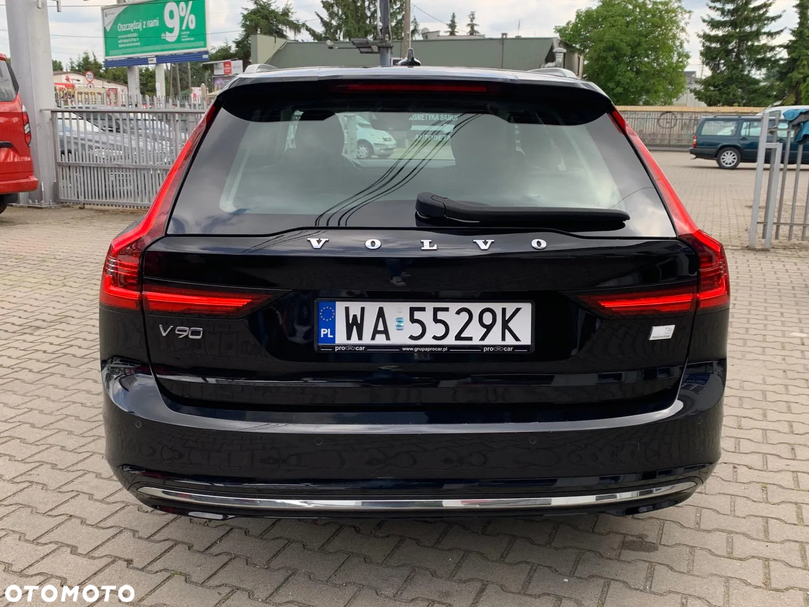 Volvo V90 T6 AWD Plug-In Hybrid Plus Bright - 16