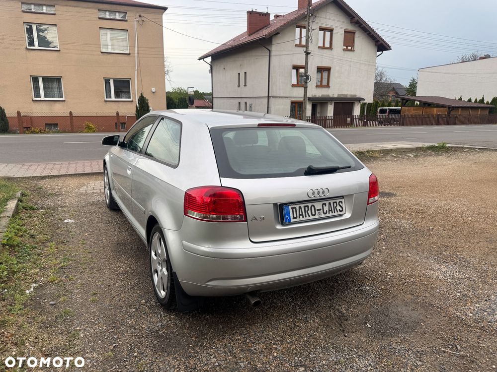 Audi A3 3-drzwiowe 1.6 S Line Sportpaket plus - 5