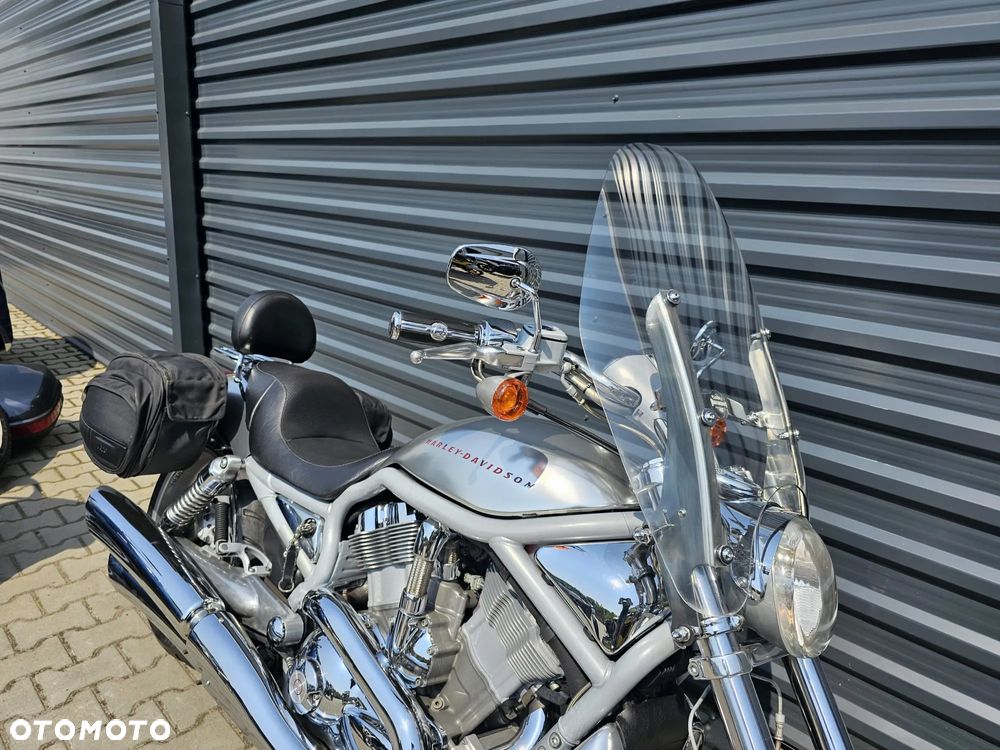 Harley-Davidson V-Rod Street Rod - 16