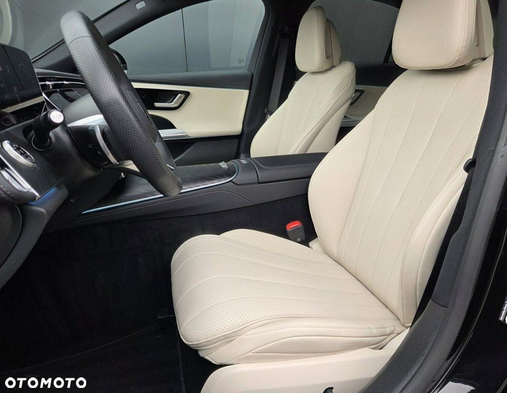 Mercedes-Benz Klasa E - 12