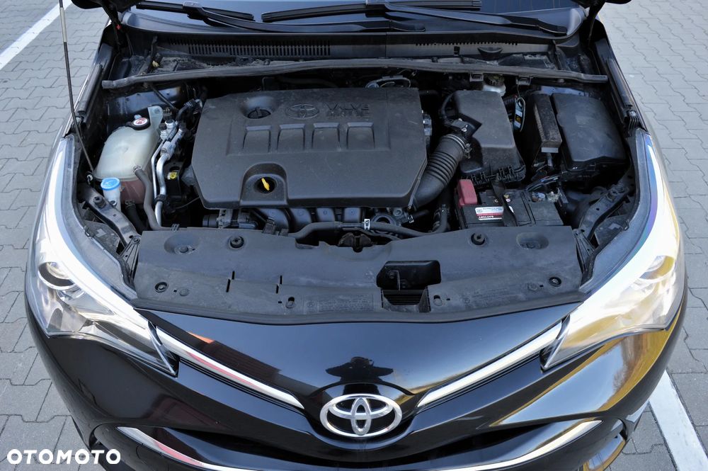 Toyota Avensis 2.0 Prestige MS - 36