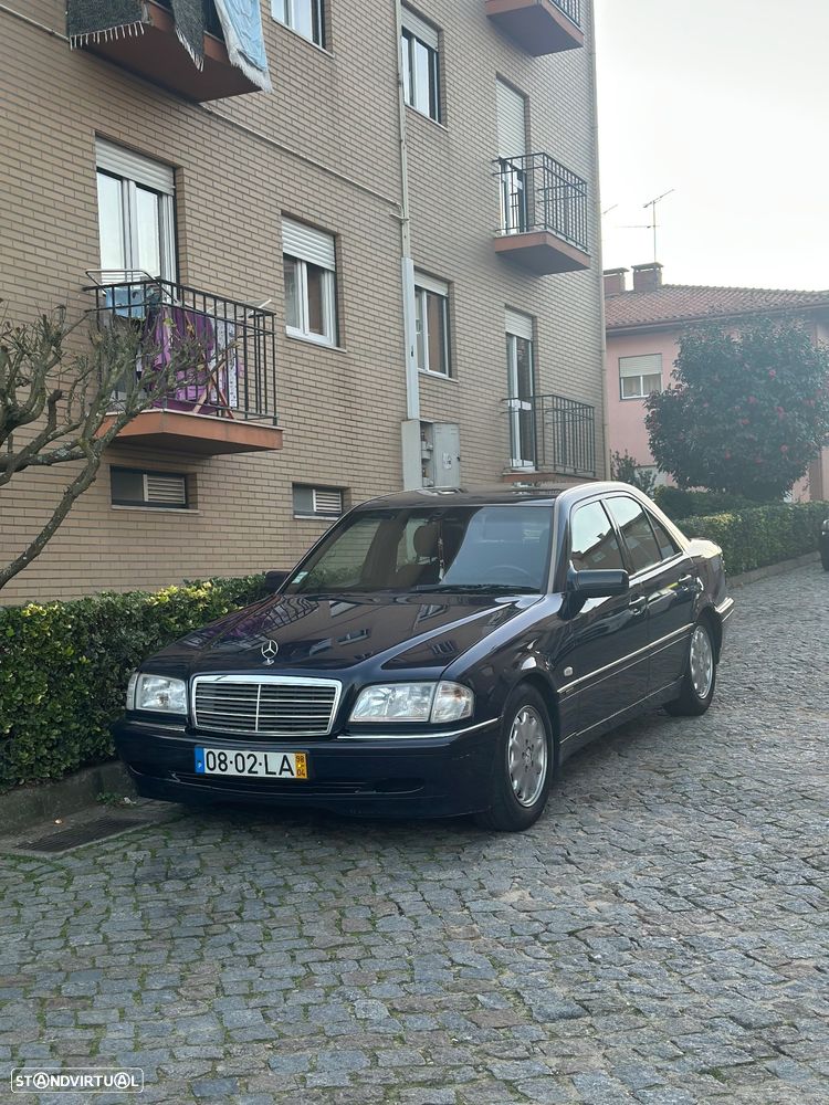 Mercedes-Benz C 180 Elegance - 1
