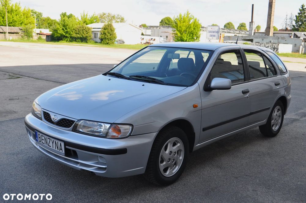 Nissan Almera - 3