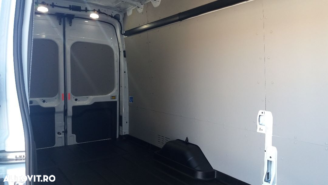 Ford NEW TRANSIT VAN L4H3 RWD - 11