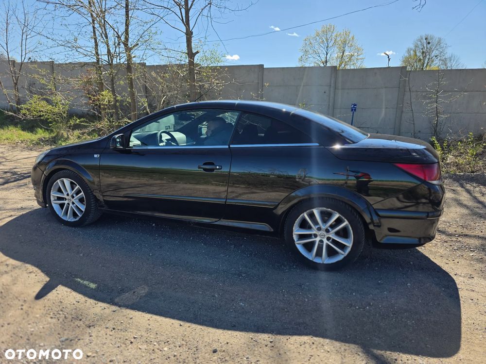 Opel Astra 1.9 CDTI Cosmo - 15